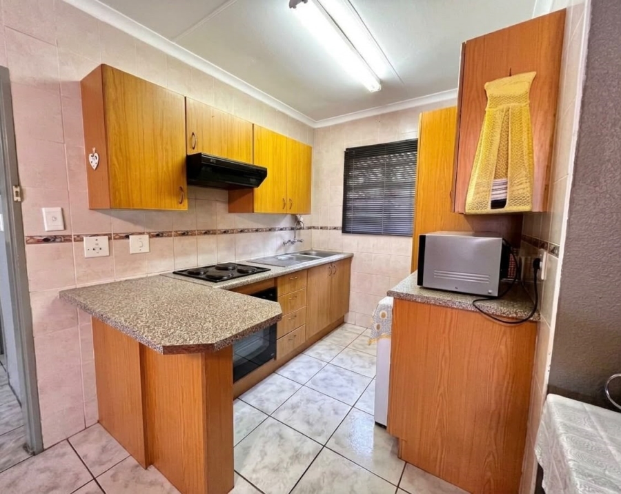 2 Bedroom Property for Sale in Safari Gardens North West